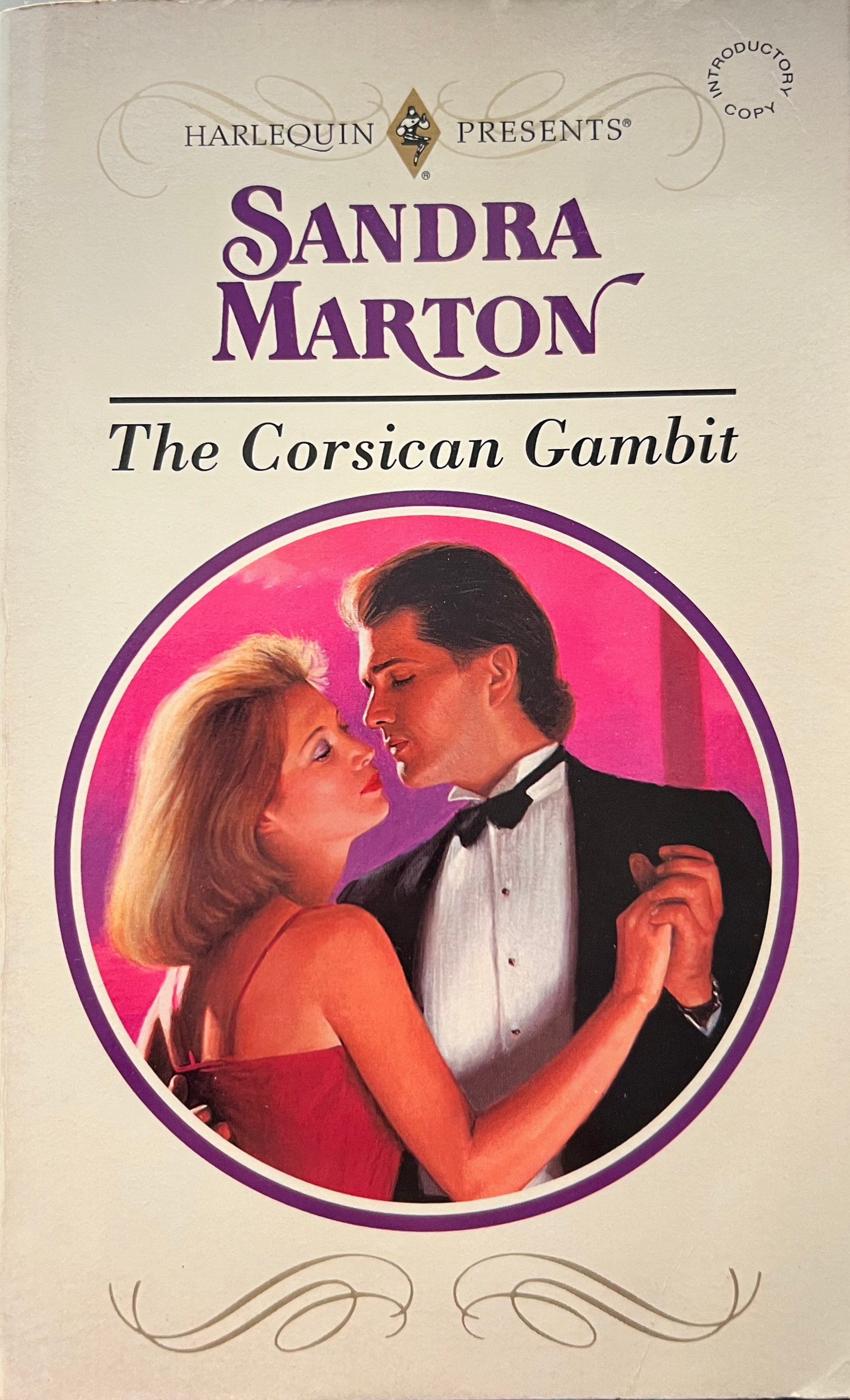 Book cover of 'The Corsican Gambit' by Sandra Marton featuring a couple in formal attire.